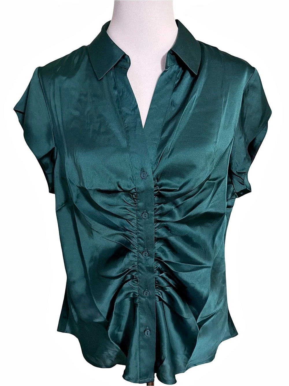 DR2 Ruched Front Short Sleeve Blouse in Green NWT
